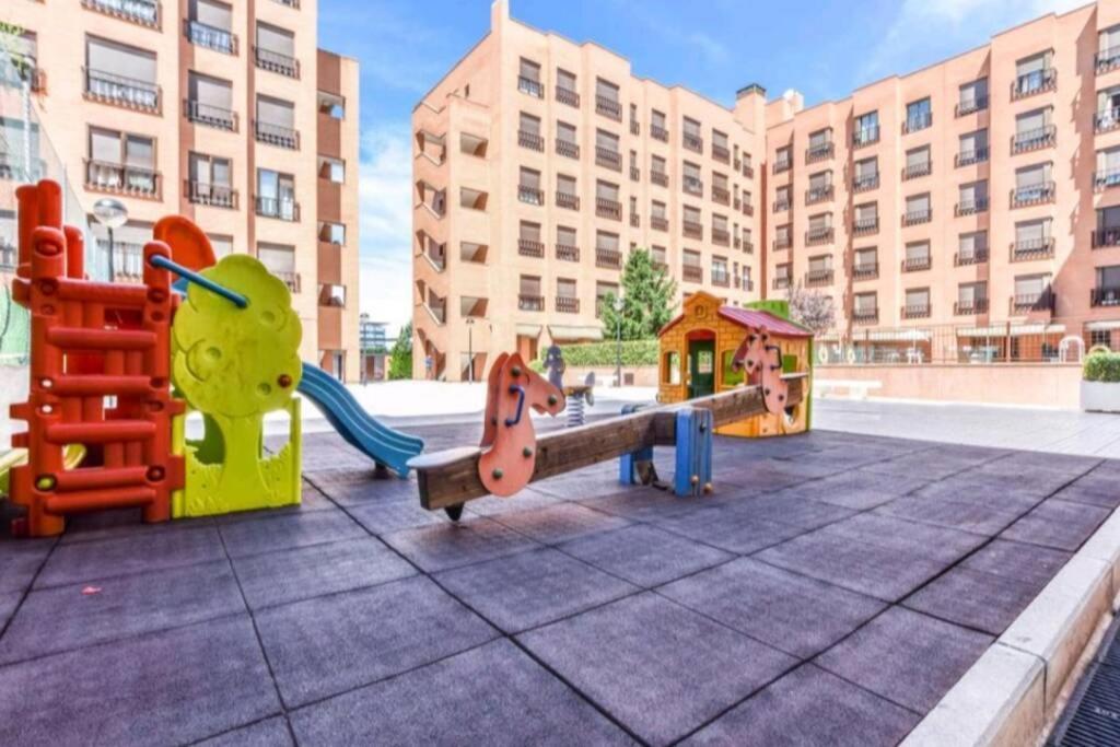 Cerca Airport, Riyadh Air, Ifema, Eisenhower, Wifi, 4 Personas Madrid Exterior photo